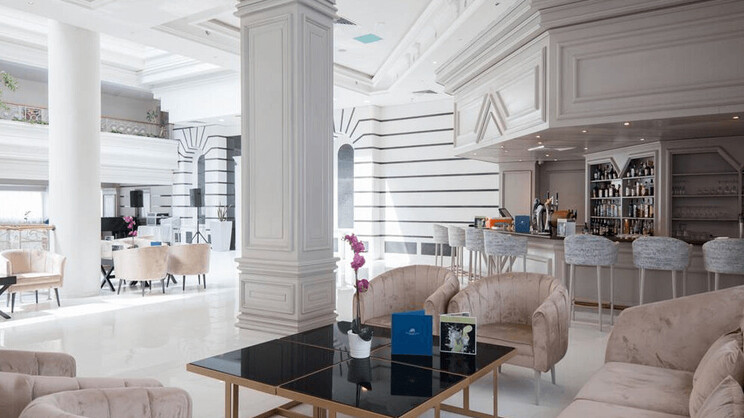 Constantinos The Great Beach Hotel